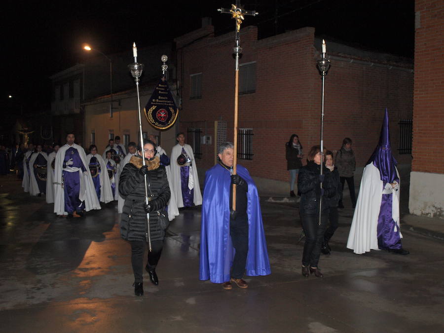 Fotos: Procesión del Santo Rosario en Torrelobatón