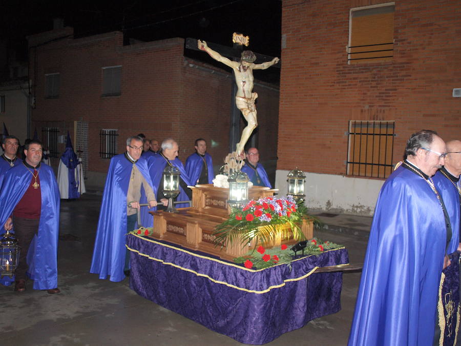 Fotos: Procesión del Santo Rosario en Torrelobatón
