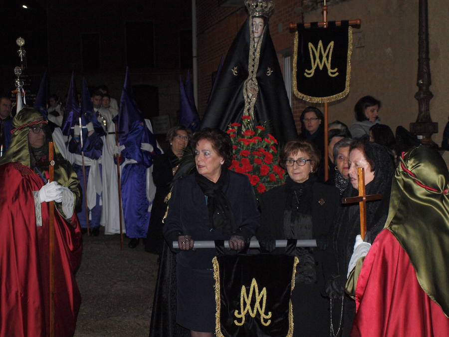 Fotos: Procesión del Santo Rosario en Torrelobatón