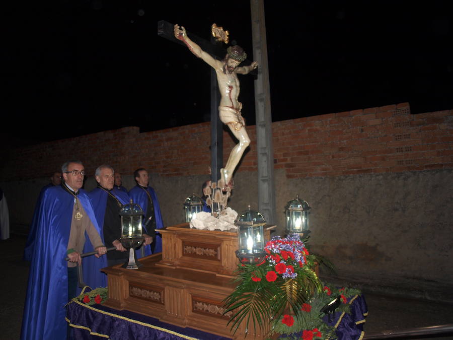 Fotos: Procesión del Santo Rosario en Torrelobatón