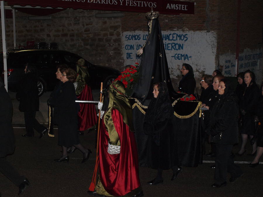 Fotos: Procesión del Santo Rosario en Torrelobatón