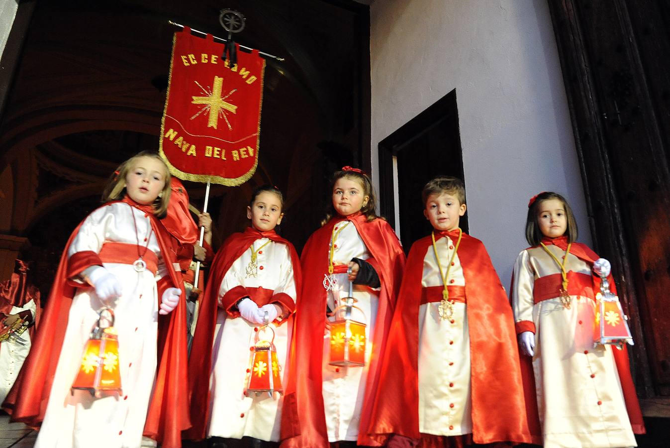 Fotos: Procesión de la Vera Cruz en Nava del Rey