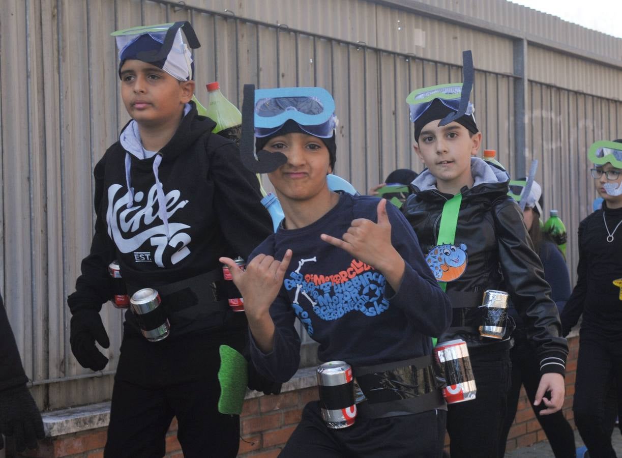 Fotos: Desfile de primavera en el colegio Miguel Hernández de Valladolid