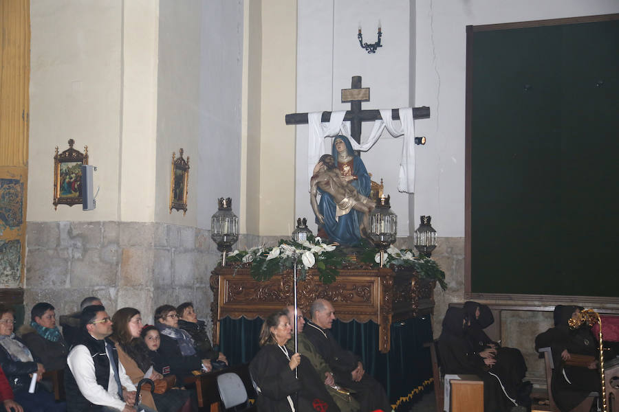 Fotos: Procesión de Luz y Tinieblas