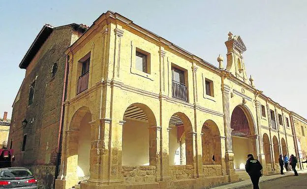 Iglesia de Santa María de Fuentes de Nava. 