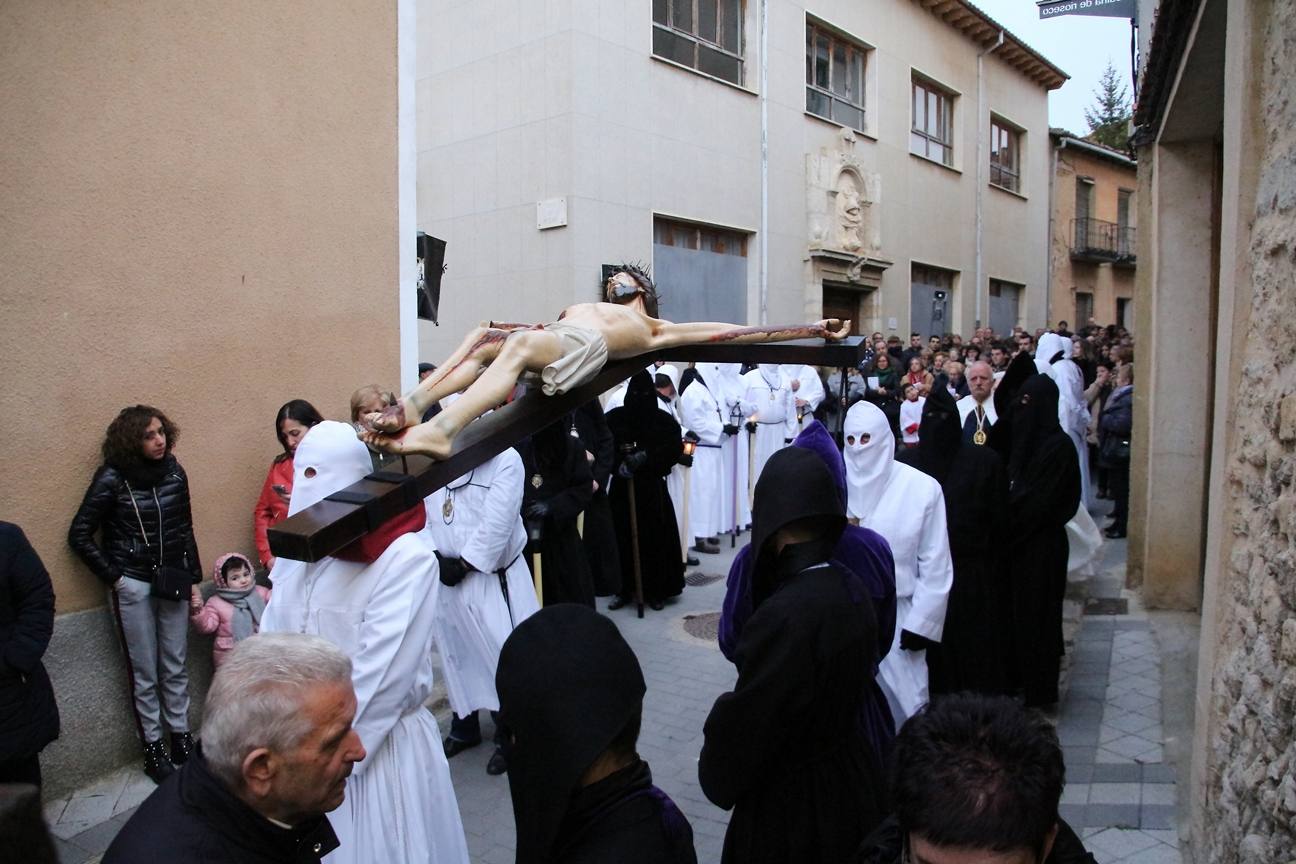 Fotos: Vía Crucis en Medina de Rioseco