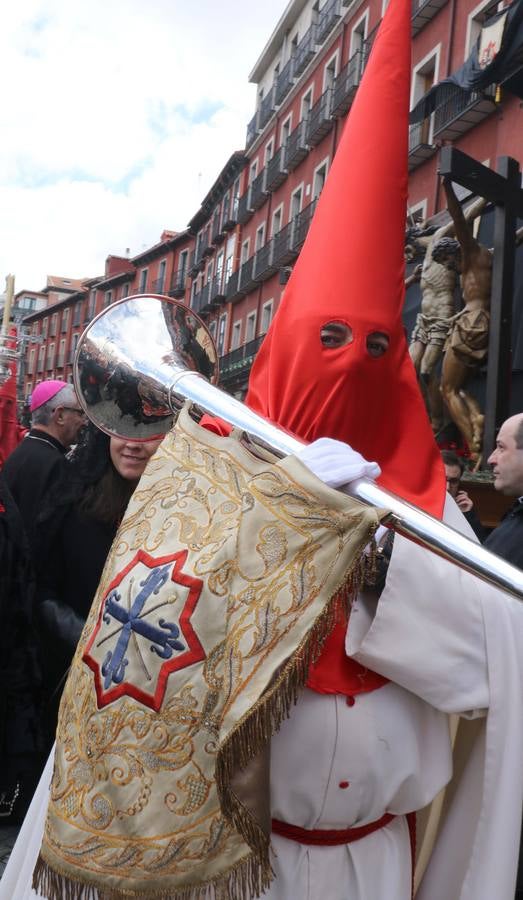 Por indicaciones del Museo Nacional de Escultura, las Siete Palabras no estuvieron representadas por los siete pasos, de forma que únicamente el Cristo de las Mercedes junto a los dos ladrones presidieron el acto