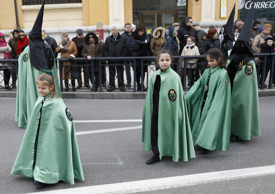 Fotos: Procesión de Los Pasos en Palencia