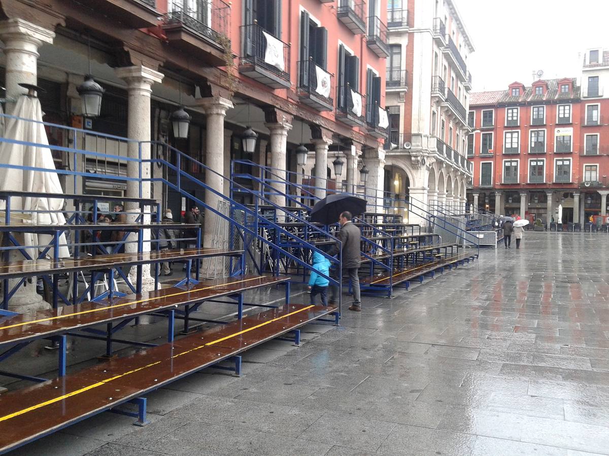 Las precipitaciones han comenzado a caer esta tarde en la ciudad y la Junta de Cofradías ha decidido cancelar el recorrido