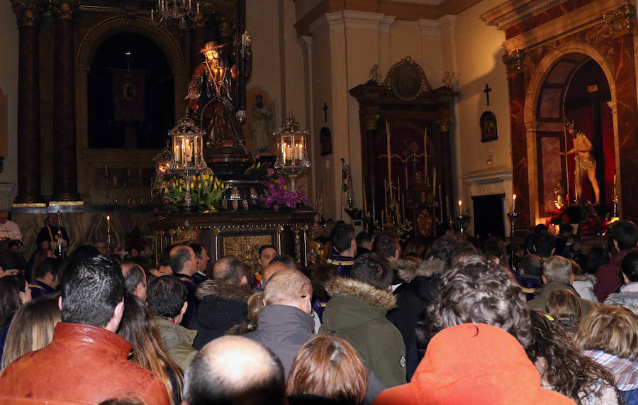 La Iglesia de la Vera Cruz, la iglesia de Nuestro Padre Jesús el Nazareno y la iglesia de las Angustias fueron algunas de las iglesias que abrieron sus puertas para poder ver las imágenes ya que por la lluvia no pudieron hacer su recorrido por las calles vallisoletanas. 