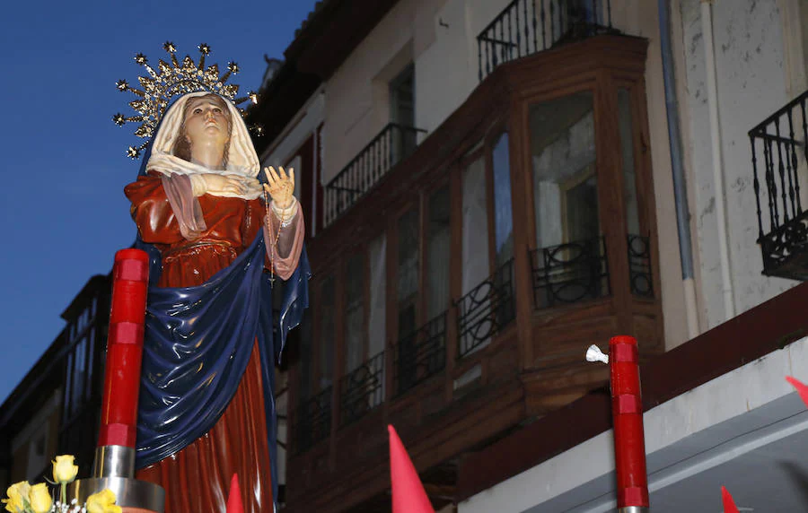 Fotos: La Virgen de la Soledad llena las calles de Palencia