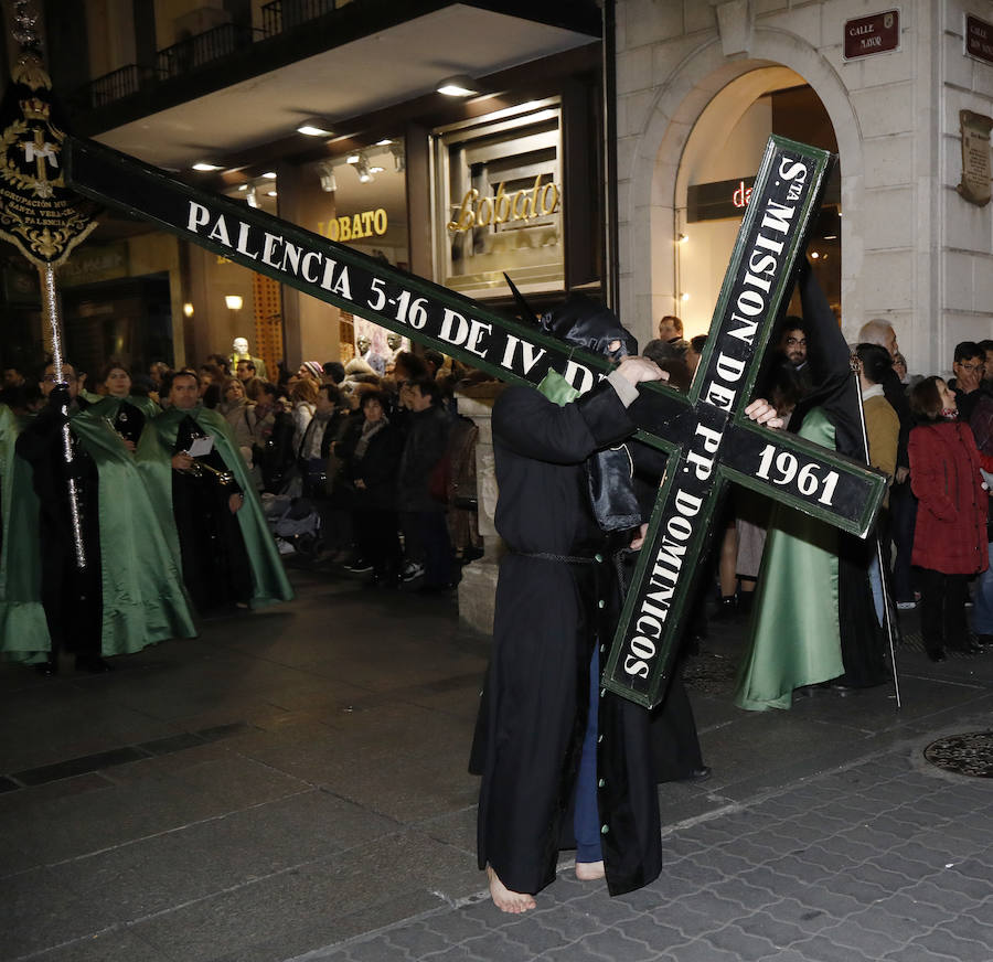 Fotos: La Virgen de la Soledad llena las calles de Palencia