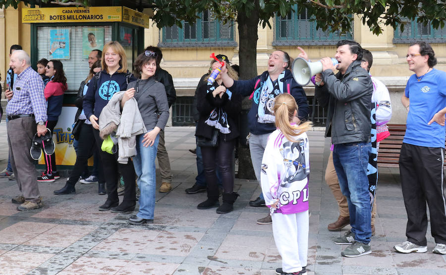 Fotos: El CPLV celebra su Copa del Rey en la fuente de la Plaza de la Rinconada