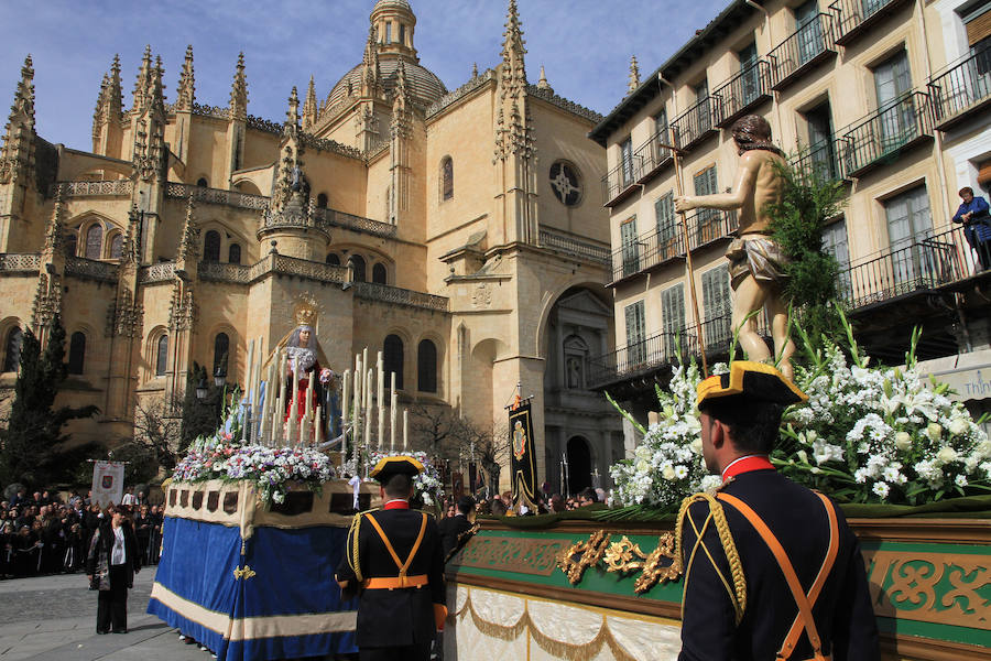 Fotos: Procesión del Encuentro