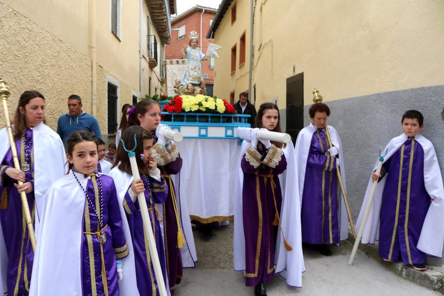 Fotos: Los niños, protagonistas de la despedida de la Semana Santa en Baltanás