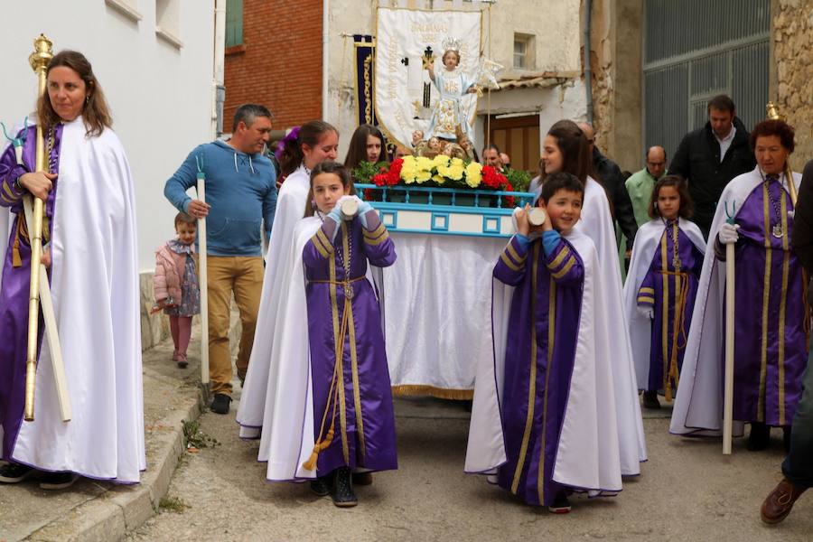 Fotos: Los niños, protagonistas de la despedida de la Semana Santa en Baltanás