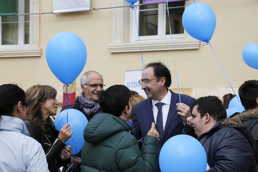 Fotos: Palencia se implica con el Autismo