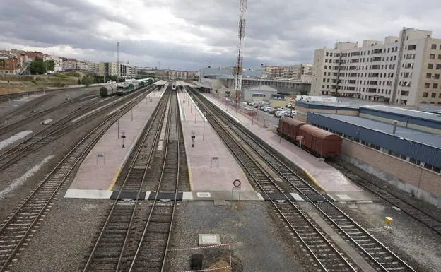 Imagen de la estación de ferrocaril de Salamanca, doncde comenzará la electrificación.