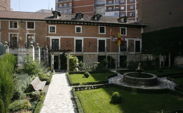 Jardín de la Casa Cervantes, uno de los escenarios del recorrido.