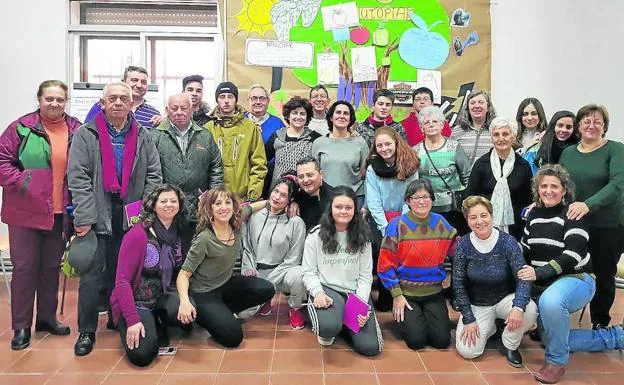 Participantes en una de las actividades del programa Construyendo mi futuro. 