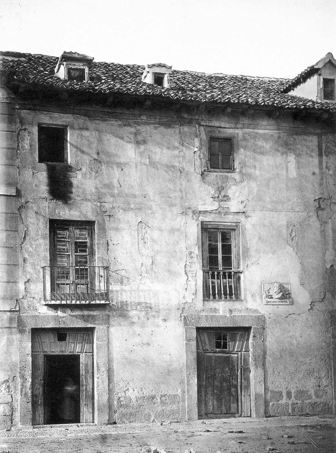 Fachada de la Casa Cervantes, foto de Laurent.