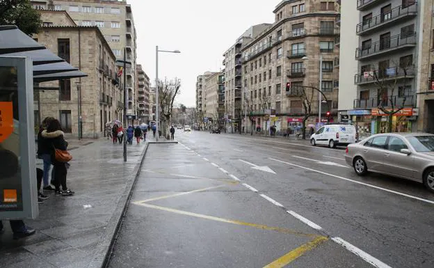 Avenida de Mirat de Salamanca, en la que se habilitará un carril bus.