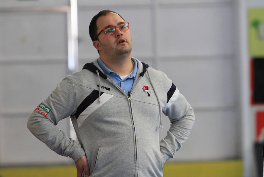 Fotos: Balonmano Nava - Covadonga