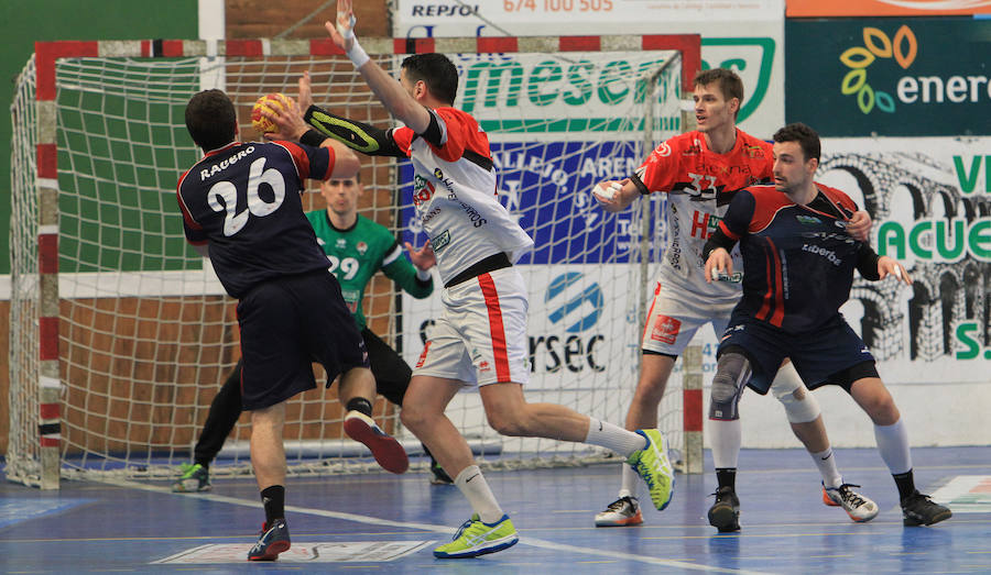 Fotos: Balonmano Nava - Covadonga