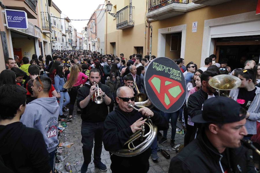 Fotos: Concentración de charangas en Peñafiel