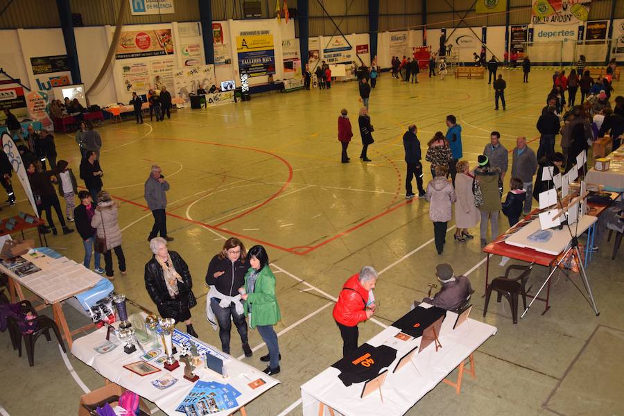Fotos: Feria de Asociaciones de Guardo