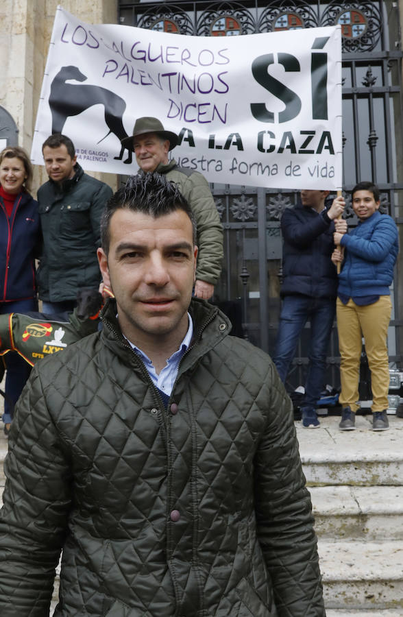 Fotos: Los Cazadores piden respeto en Palencia