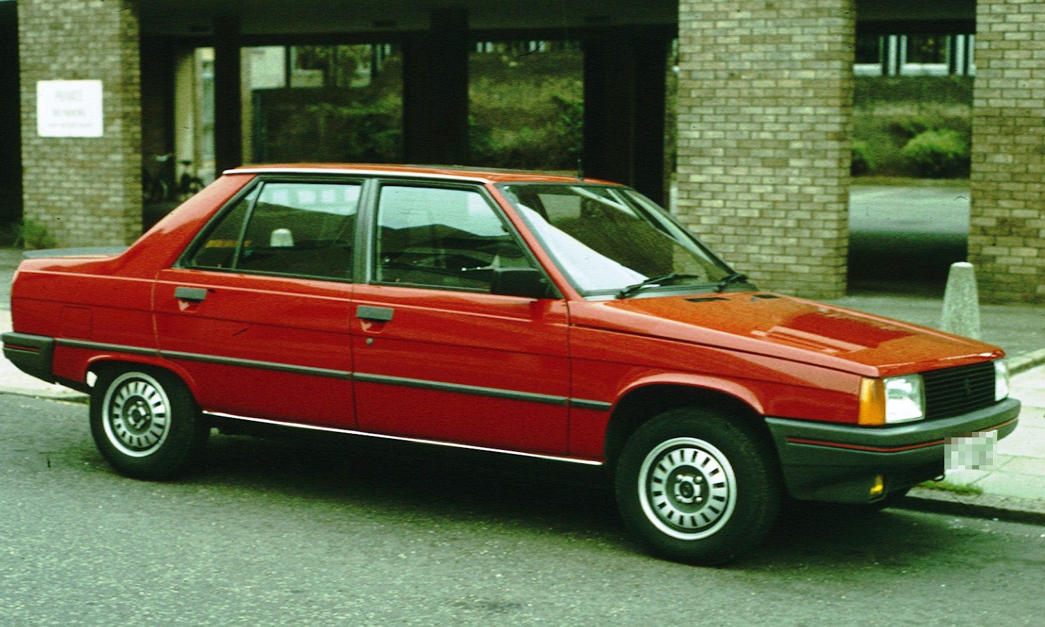 Renault 9. Valladolid y Palencia 1981-1988. 232.147 unidades.