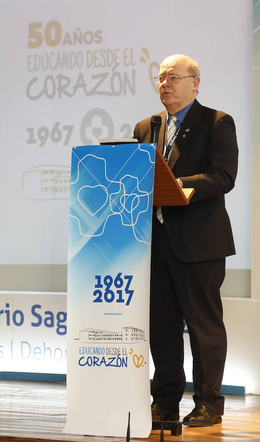 Fotos: Encuentro de antiguos alumnos del Sagrado Corazón de Venta de Baños