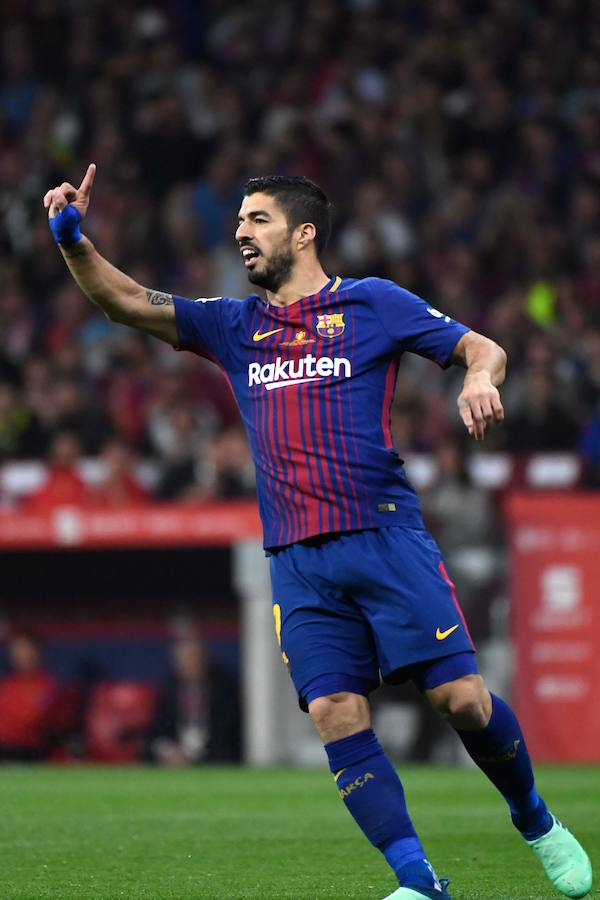 El Barcelona consigue su cuarta Copa del Rey consecutiva ante un Sevilla que fue muy inferior. Doblete de Suárez y tantos de Messi, Countinho y un Iniesta que fue masivamente ovacionado por el Wanda Metropolitano 