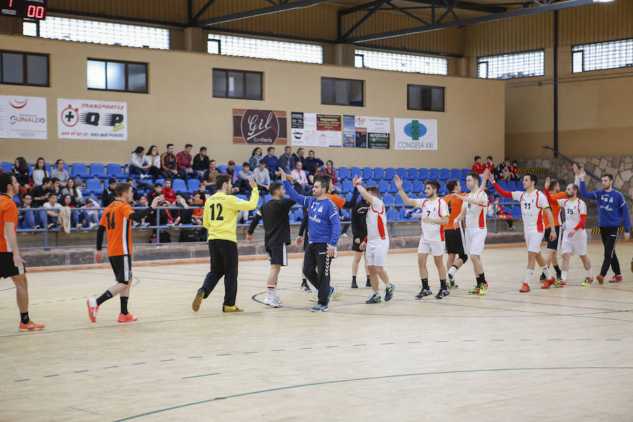 El Ecubús BM Ciudad de Salamanca encajó su segunda derrota seguida, tercera en los cuatro últimos encuentros, al perder con el BM Arroyo en el Río Tormes por un marcador de 23-28