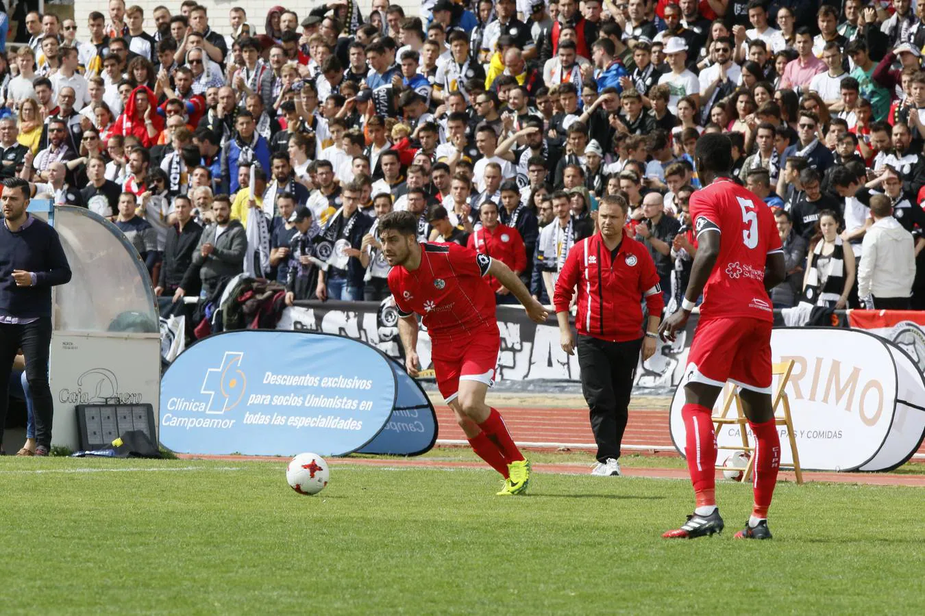 Fotos: El derbi entre Unionistas CF y CF Salmantino UDS en juego