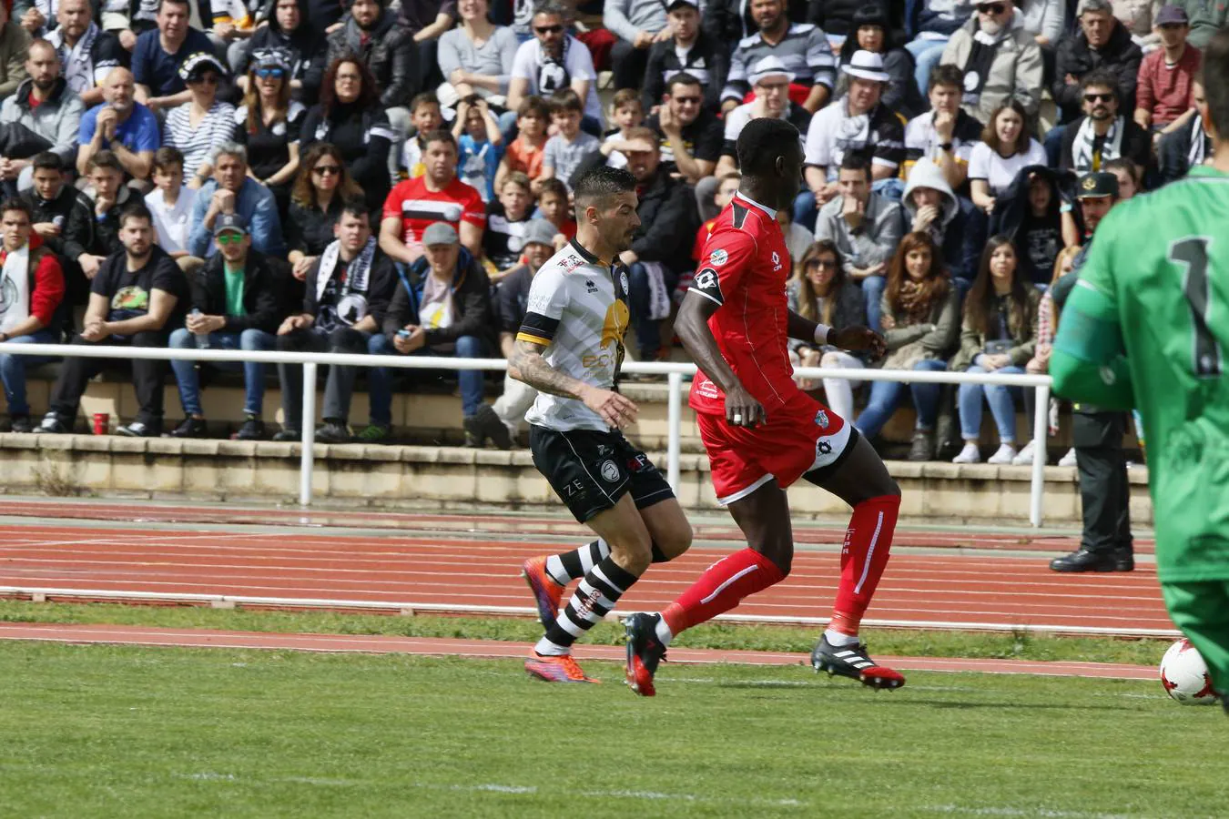 Fotos: El derbi entre Unionistas CF y CF Salmantino UDS en juego