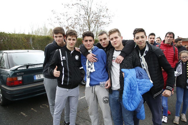 Unionistas CF y el CF Salmantino UDS se miden esta mañana en Las Pistas a partir de las 12 horas en el encuentro de la 35ª jornada del Grupo VIII de la Tercera División