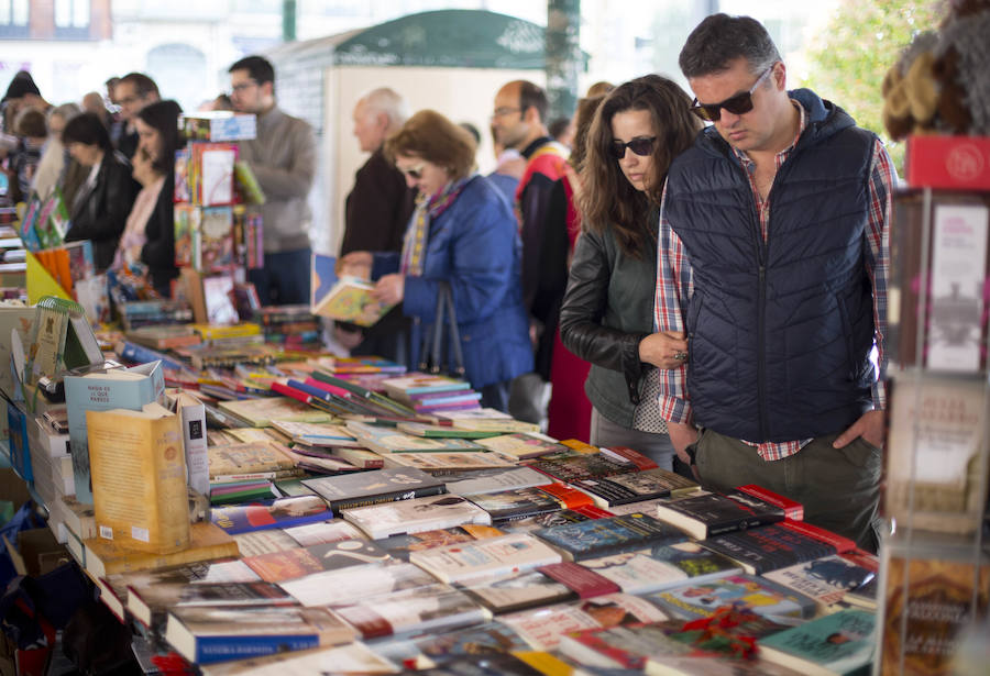 Fotos: Día del Libro en Valladolid