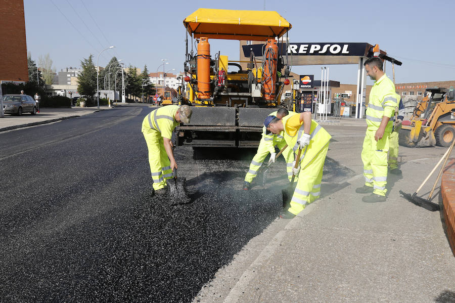 Fotos: Asfaltado de varias calles de la capital