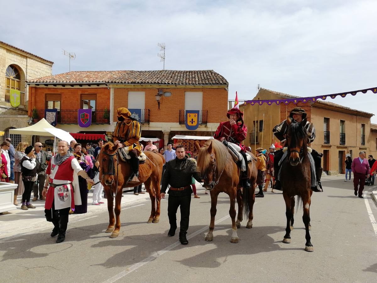Fotos: Mercado comunero en Torrelobatón