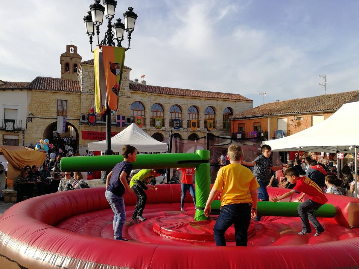 Fotos: Mercado comunero en Torrelobatón