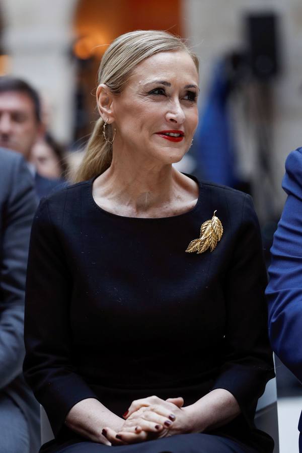 11.04.18 Cifuentes, al inicio, en la Real Casa de Correos, del acto de entrega del VII Premio "Verdad, Memoria, Dignidad y Justicia" a la Agencia EFE y a Europa Press que otorga la Asociación Víctimas del Terrorismo (AVT) por el apoyo público constante e incondicional a las víctimas del terrorismo.