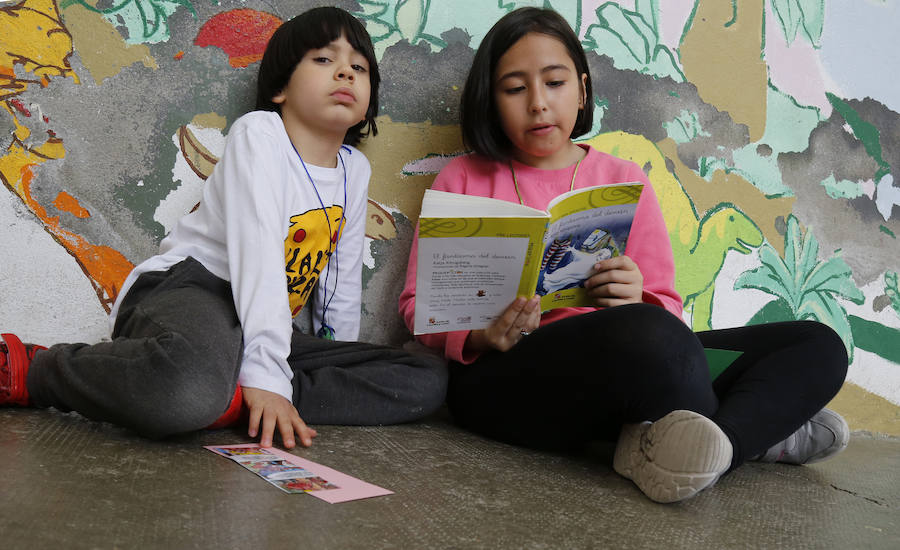 Fotos: Quedada lectora en el colegio Modesto Lafuente