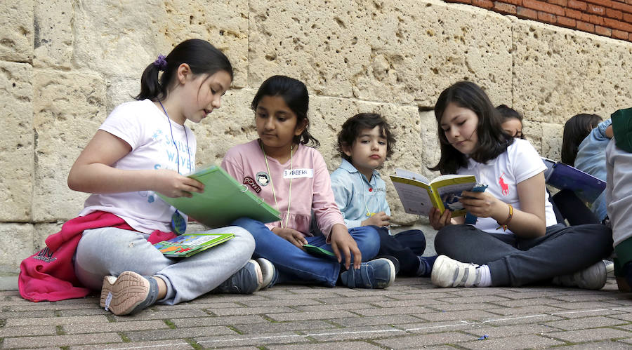 Fotos: Quedada lectora en el colegio Modesto Lafuente