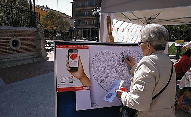 La realización de mandalas fueron algunas de las actividades llevadas a cabo ayer en Peñaranda de Bracamonte. 
