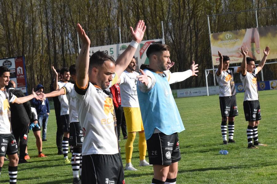 Unionistas ha certificado en Burgos su presencia en la fase final por el ascenso a Segunda División B por segunda temporada consecutiva con una victoria merecida en su visita a un Burgos Promesas (0-2)