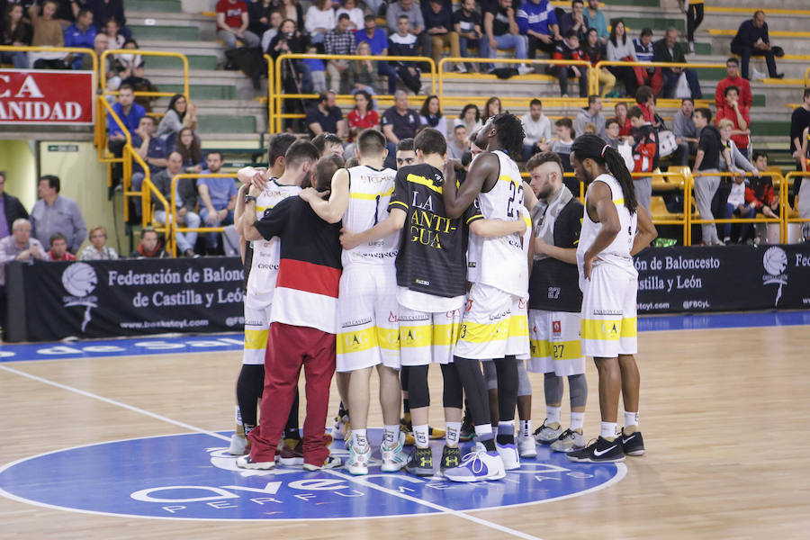 Fotos: Derrota del CB Tormes ante el San Andrés de León