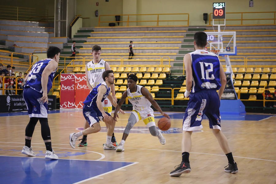 Fotos: Derrota del CB Tormes ante el San Andrés de León