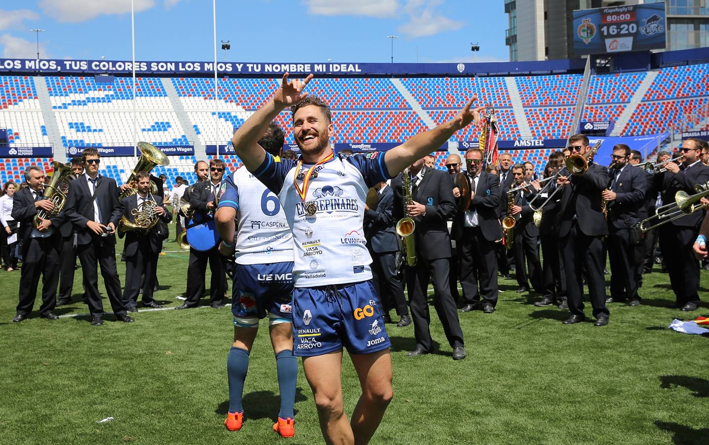 Fotos: Victoria del VRAC Quesos Entrepinares en la final de la Copa del Rey de rugby frente al Silverstorm El Salvador